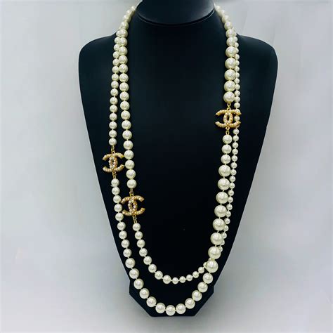 chanel pearl necklace new|Chanel pearl necklace vintage.